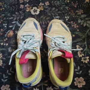 Puma RS-X Sneakers with Patterned Laces